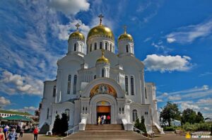 Read more about the article Паломнические поездки в Дивеево