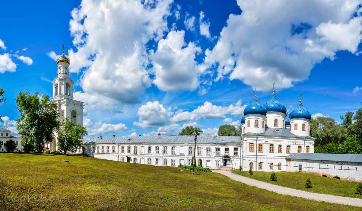 Read more about the article Юрьев мужской монастырь в Новгороде