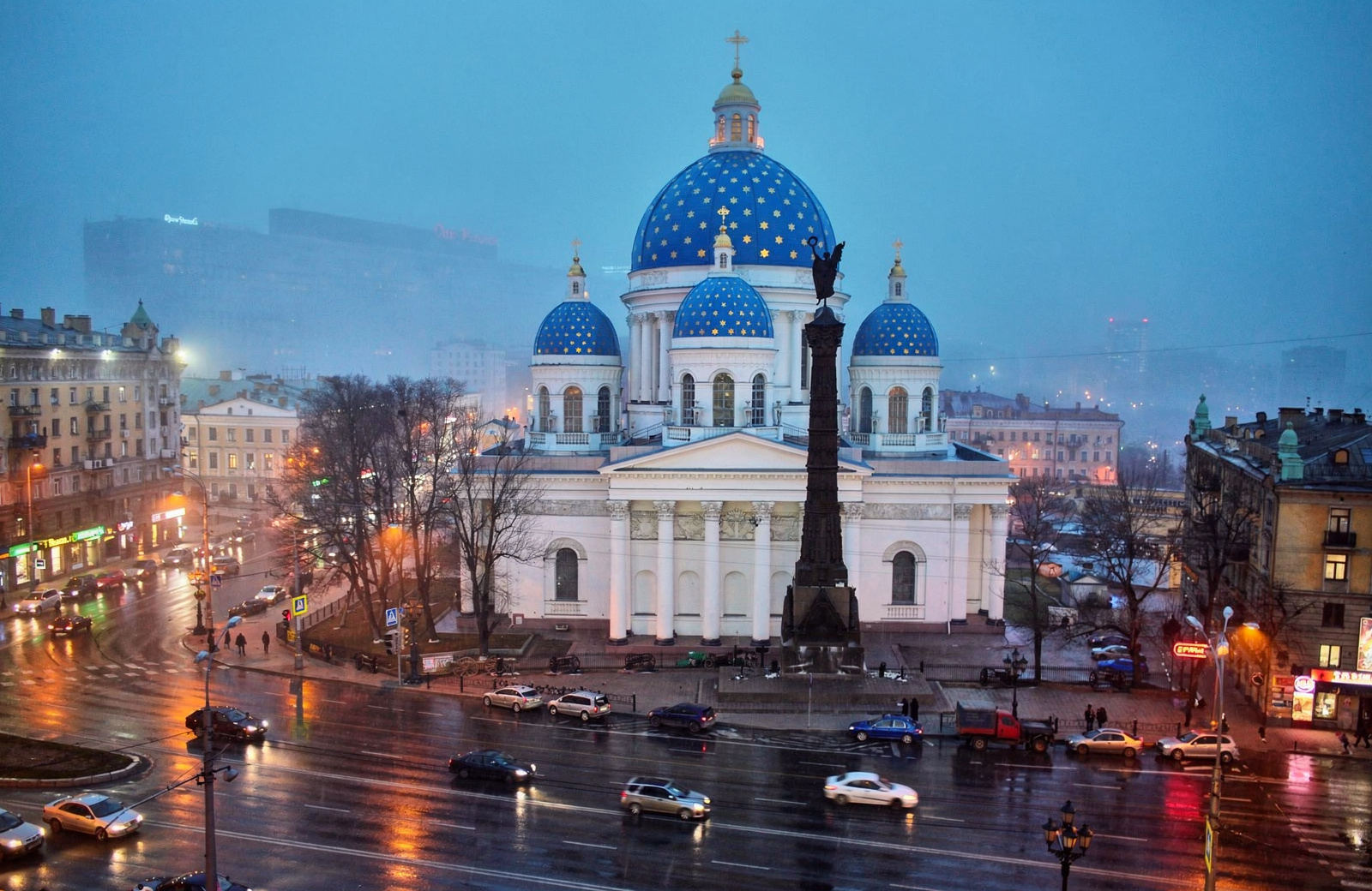 Read more about the article Собор Святой Живоначальной Троицы лейб-гвардии Измайловского полка