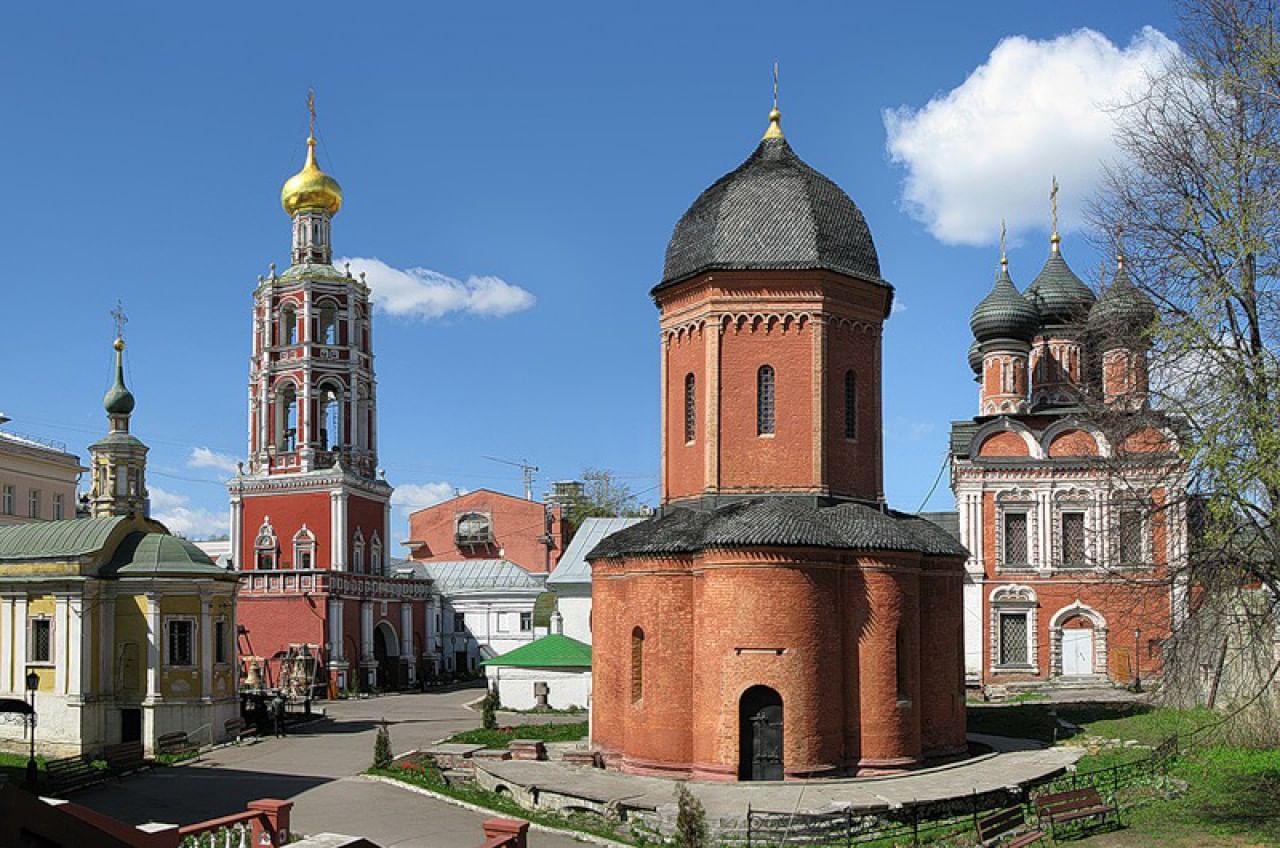 Read more about the article Высоко-Петровский ставропигиальный мужской монастырь в Москве