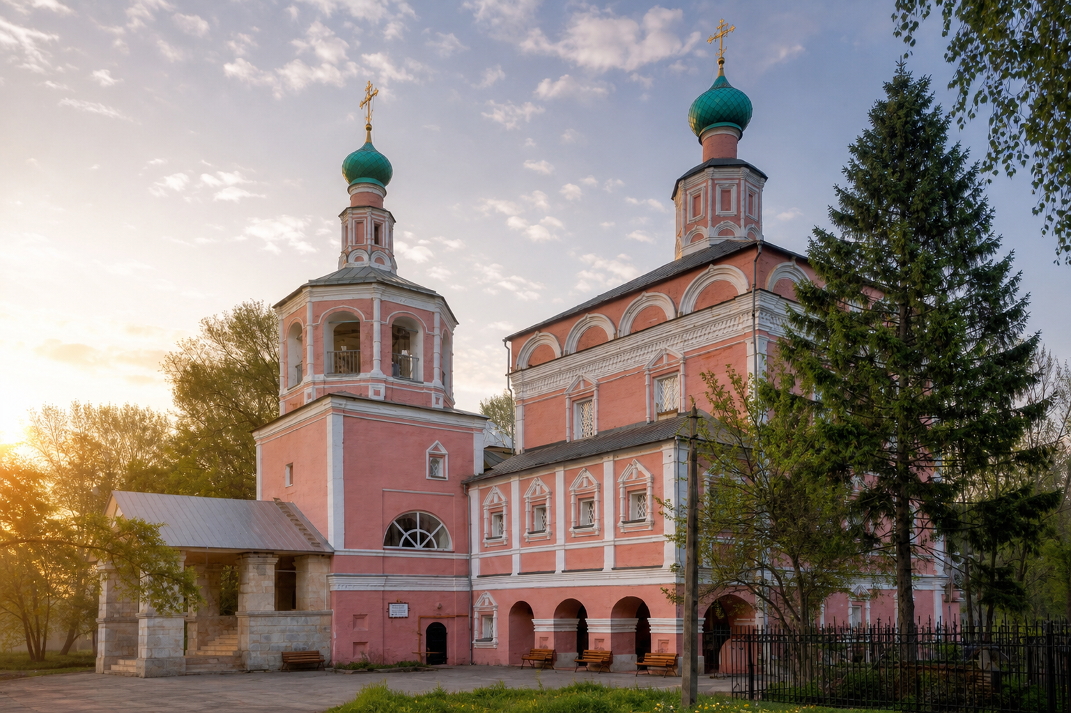 Read more about the article Никольский женский (Венев) монастырь, Венев, Тульская область