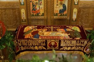 Read more about the article Today Christ Died for Us. Let Us Weep…
