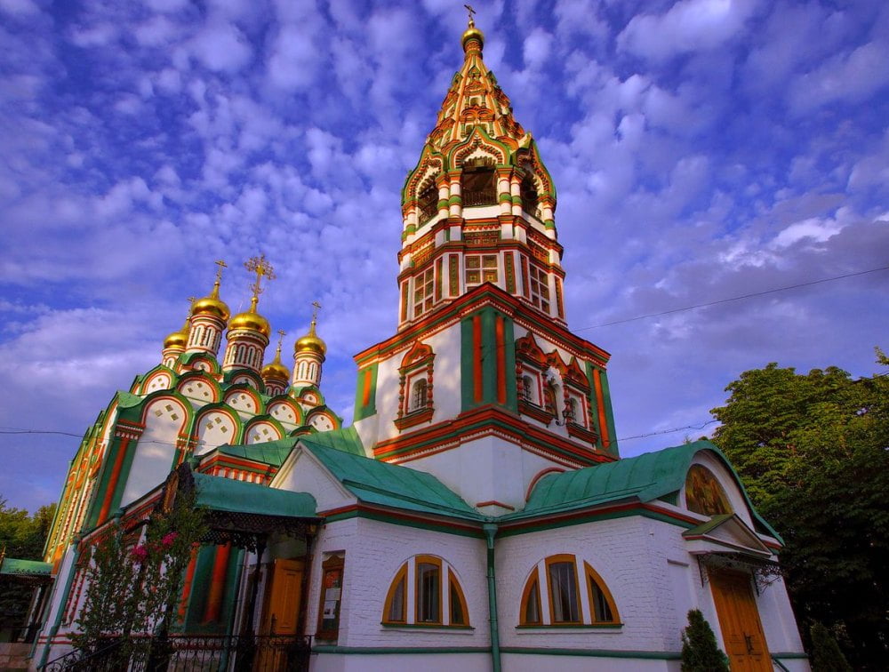 Read more about the article Пусть его потолкают, а он благословит всех желающих