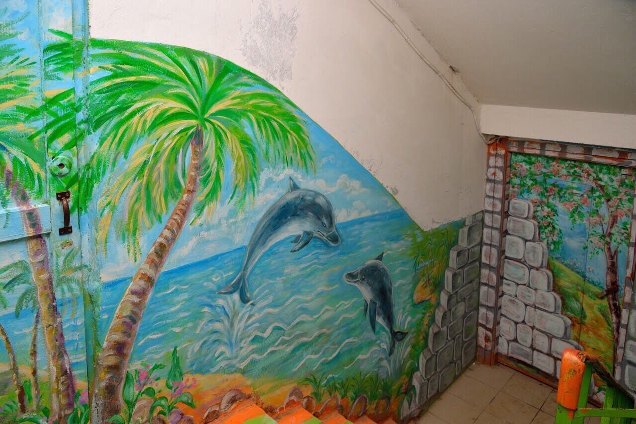 Read more about the article  Oнa oкaзaлacь oчeнь тaлaнтливoй xудoжницeй-caмoучкoй