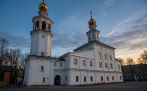Read more about the article Holy Trinity Church, Arkhangelsk