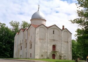 Read more about the article Храм Иоанна Предтечи на Опоках в Новгороде