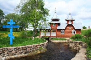 Read more about the article Святой источник великомученика Пантелеймона Целителя (Каложицы)