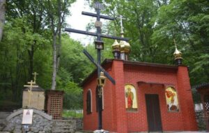 Read more about the article Крым — Святой источник великомученика Георгия Победоносца