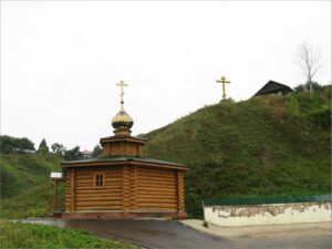 Read more about the article Святой источник Ильи Муромца (село Карачарово)