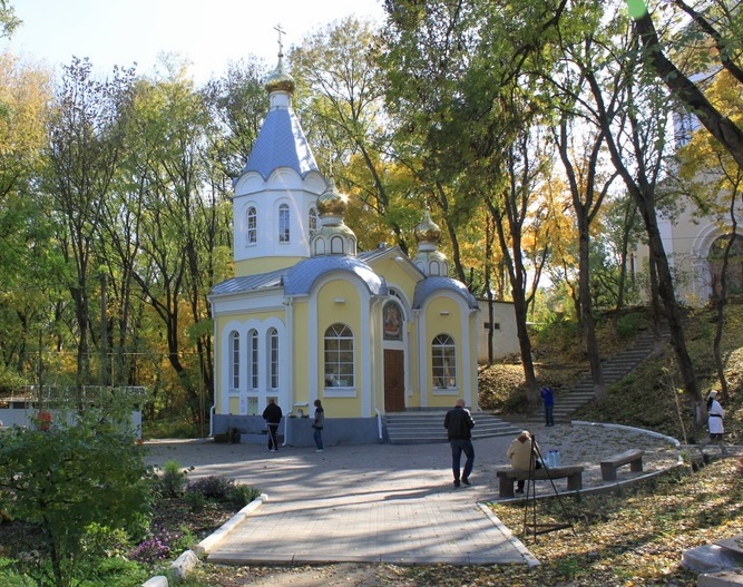 Read more about the article Святой источник в честь иконы Божией Матери “Живоносный Источник” (Петровка)