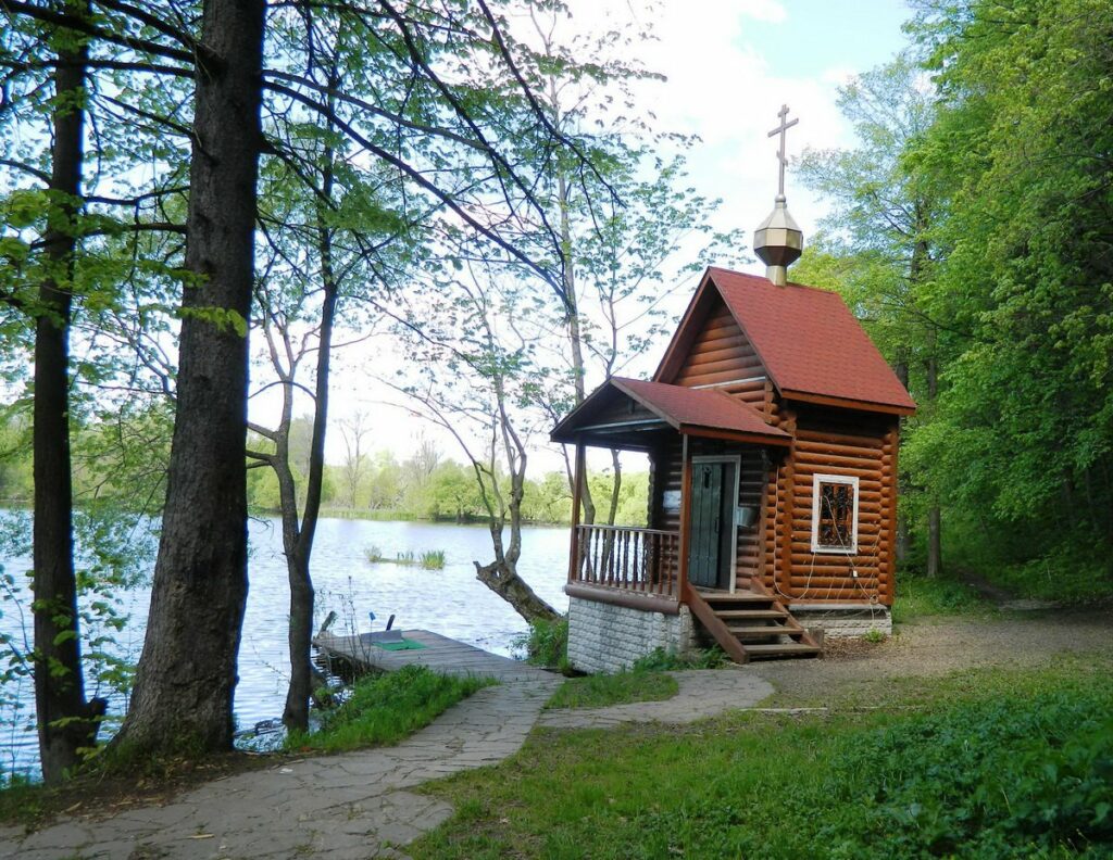 Сенницы — Святой источник Иконы Божией Матери Казанская