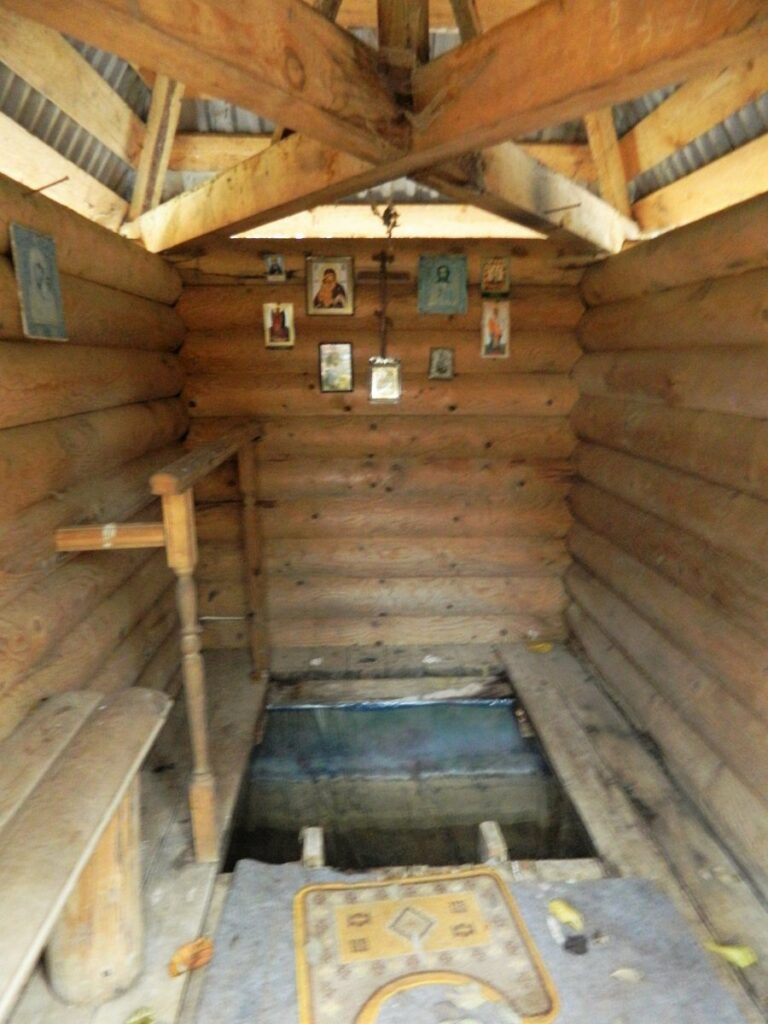 Опарино — Святой источник