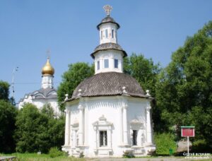 Read more about the article Святой источник Сергиевский, Пятницкий колодец (Сергиев Посад)