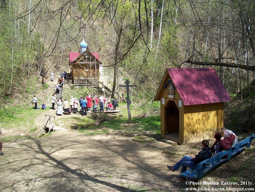 Read more about the article Часовня иконы Божией Матери «Всех скорбящих Радость» (на ближнем источнике) (Семиозерка)