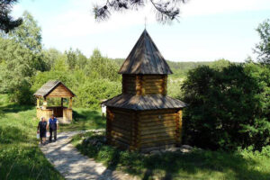 Read more about the article Святой ключ Целителя Пантелеимона (Малый Бор)