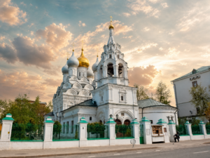 Read more about the article Храм святителя Николая Мирликийского в Пыжах в Москве
