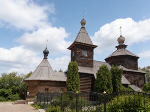 Read more about the article Храм Сергия Радонежского из Красного в Троицком монастыре Мурома (Сергиевский храм)