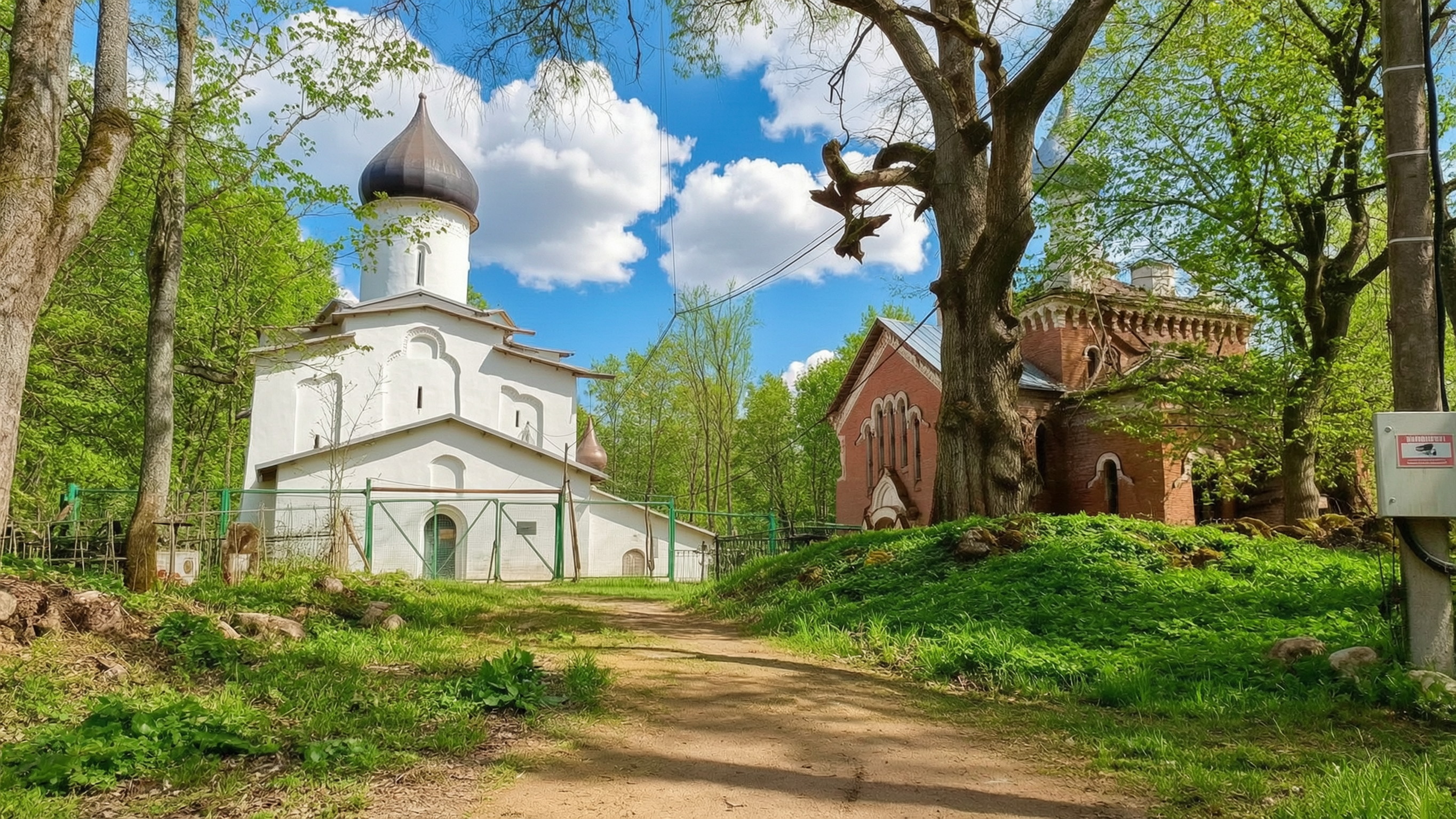 Read more about the article Храм Успения Пресвятой Богородицы (Псковская область, Псковский район, с. Мелётово)